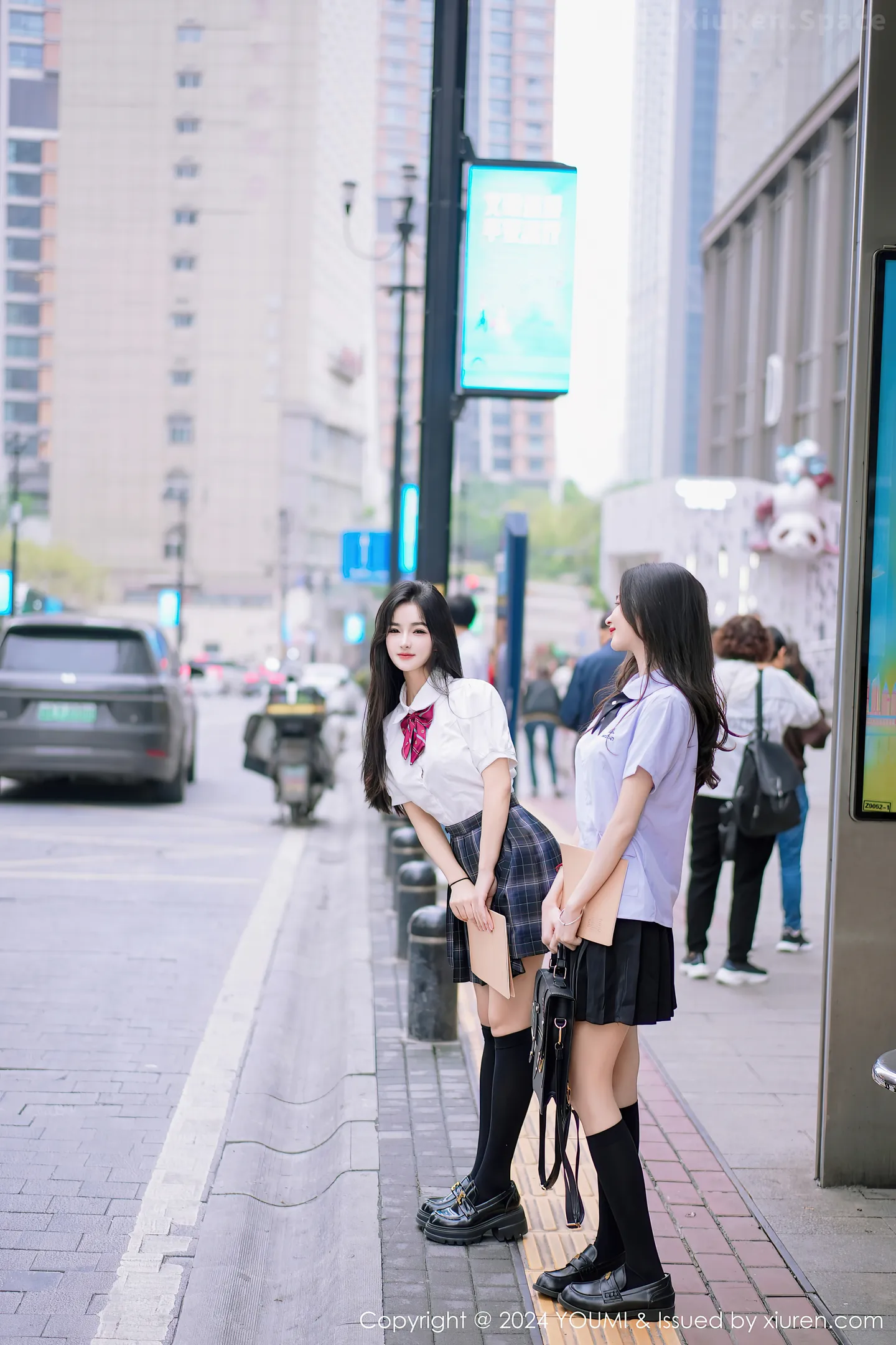 图片[6]-[YouMi尤蜜荟]Vol.1057 模特鱼尾fish＆小茶茶性感学妹制服配黑丝袜秀完美身材迷人写真103P-秀人网官方网站